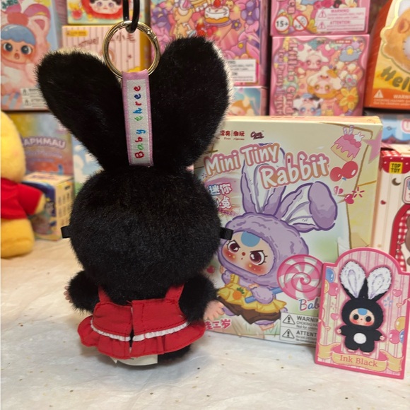 Adorable BB3 “Ink Black” Bunny Mini Tiny Rabbit with Special Eyes 👀 - Picture 5 of 6